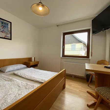 Adler Guest house Owingen
